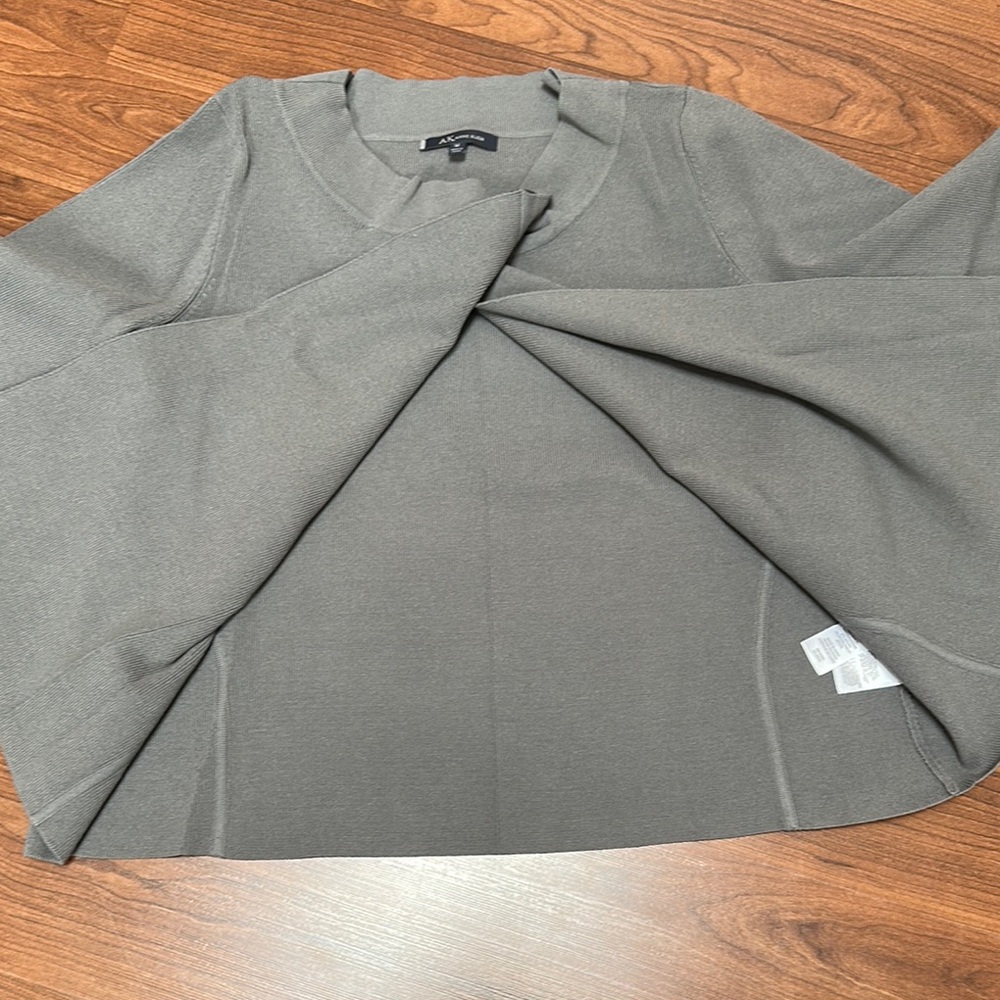 Fly Open Cardigan - Picture 5 of 7